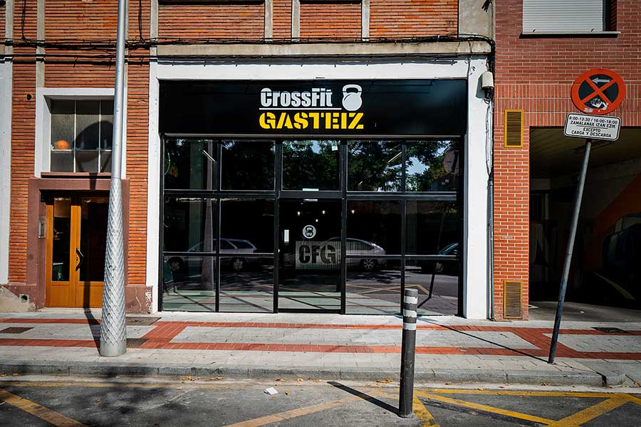New-BOX-Crossfit-Gasteiz-PUERTA-2